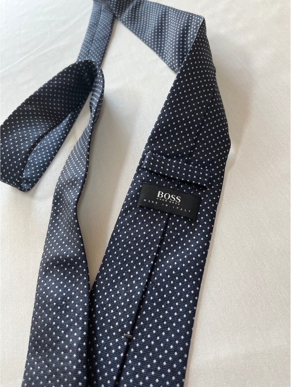 Hugo Boss necktie navy with gray dots
